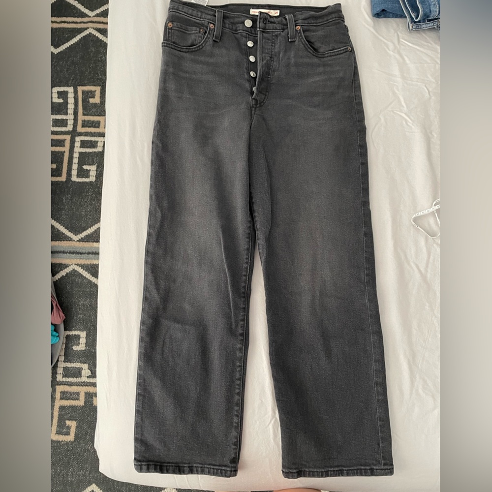 Levi’s Ribcage Straight Ankle Jeans NWOT